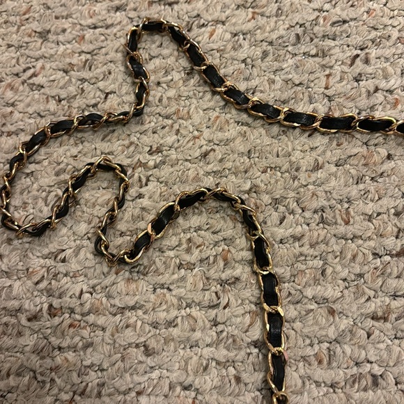 Medallion Black Bag - Picture 2 of 4